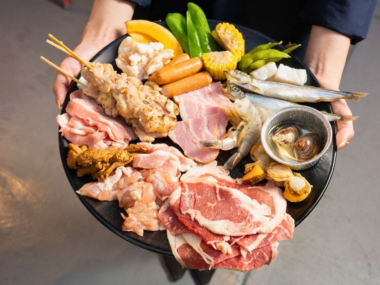 “元祖”名古屋の屋上ビアガーデンが名古屋三越で、ビール15種の飲み比べや焼肉＆海鮮バーベキューなど｜写真8