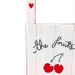 キャス キッドソン“手描き風リボン”のミニショルダーバッグ、ニットブランド・KNT365コラボ｜写真5