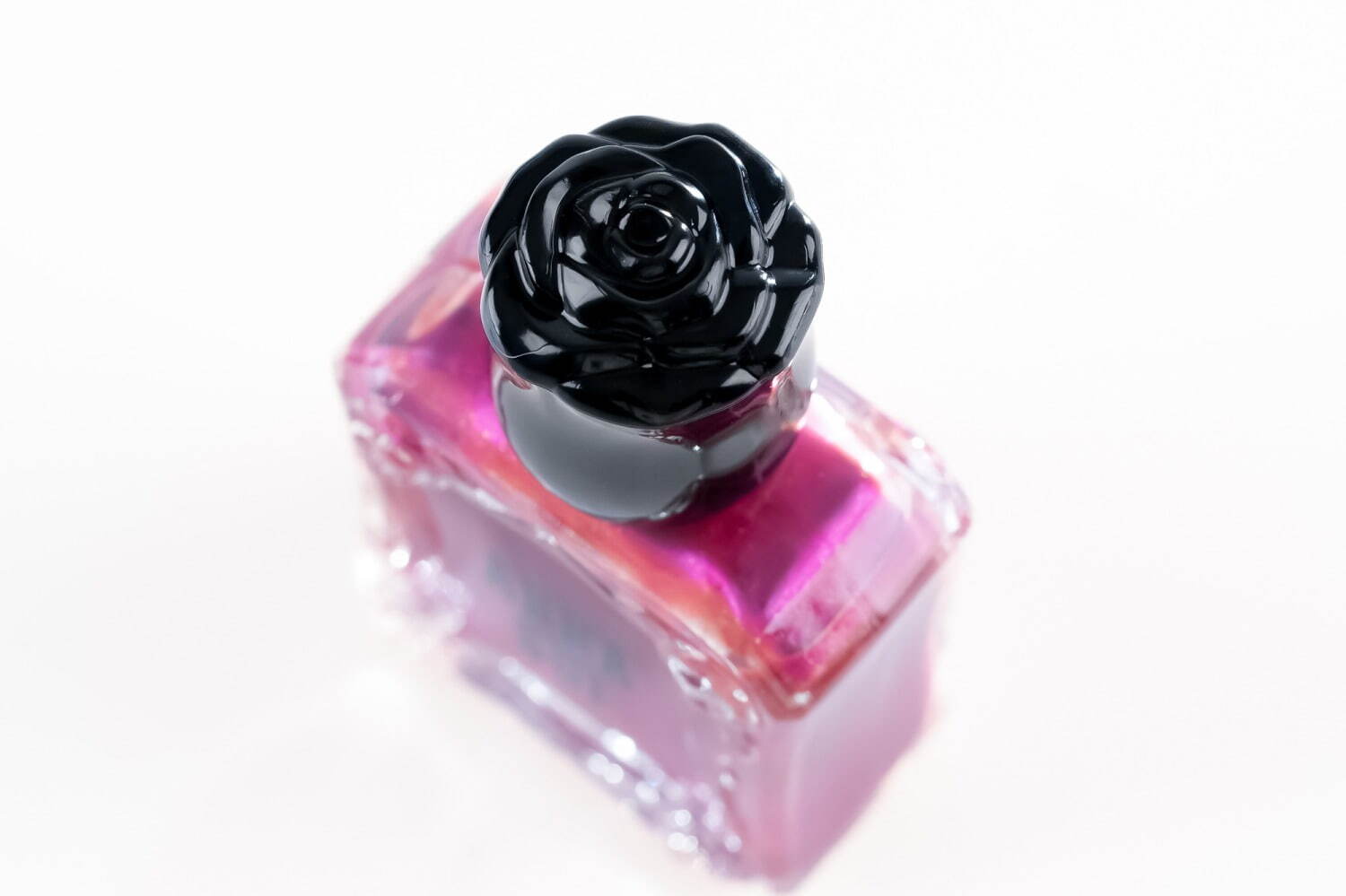 「アナ スイ ネイルカラー」332 1,980円＜限定色＞