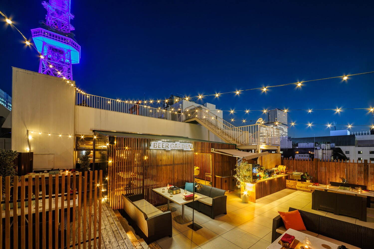“名古屋の夜景を一望”できるルーフトップビアガーデンが栄で、本格手ぶらBBQやビール飲み放題｜写真16
