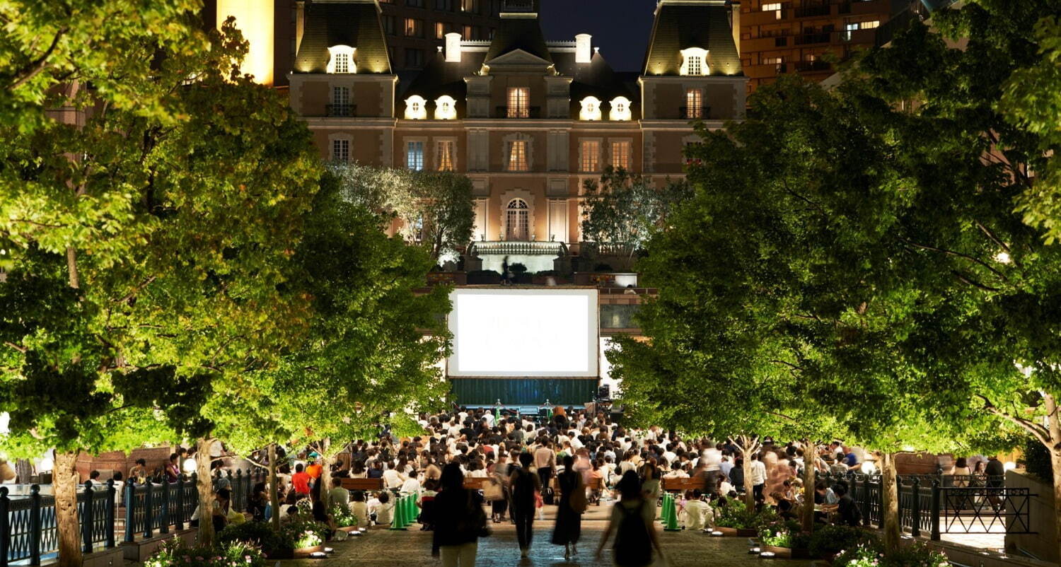 ピクニックシネマ 花束みたいな恋をした アメリ 恵比寿ガーデンプレイス センター広場｜写真5