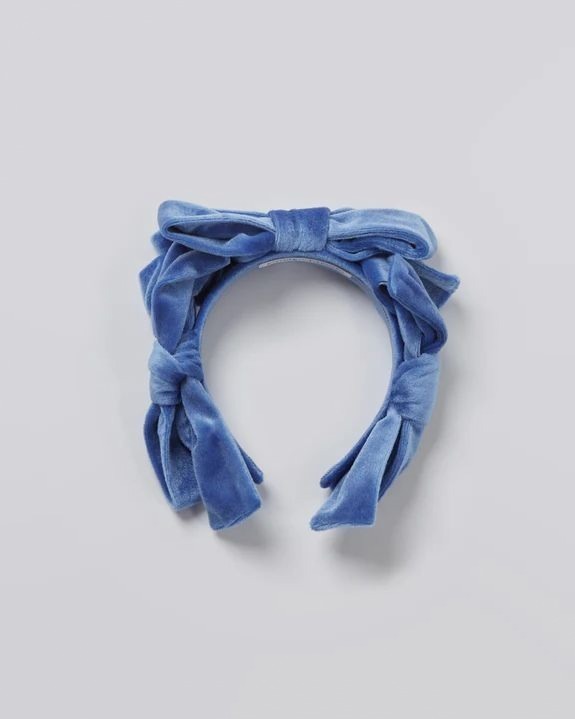 ベロアリボンヘッドバンド 17,600円※9～11月頃展開予定