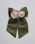 カナコ タムラから“バラの花びら”垂れる巾着バッグ、バラ×リボン大ぶりバレッタも｜写真9