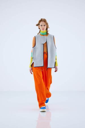 ナゴンスタンス(någonstans) 2022-23年秋冬ウィメンズコレクション  - 写真1