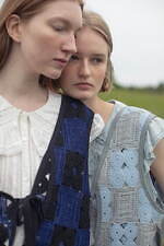 エンジニアド ガーメンツ×ビームス ボーイのクロシェ編みベスト＆スカート、軽やかな重ね着ウェア｜写真7