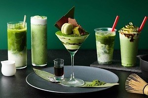 アニヴェルセルカフェ 表参道「宇治抹茶スイーツ」塩昆布添えの抹茶パフェ＆まろやか黒蜜入りラテ