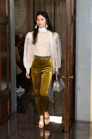 グッチ(GUCCI) 2026年リゾートウィメンズコレクション  - 写真12