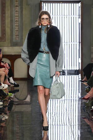 グッチ(GUCCI) 2026年リゾートウィメンズコレクション  - 写真25