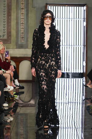 グッチ(GUCCI) 2026年リゾートウィメンズコレクション  - 写真42