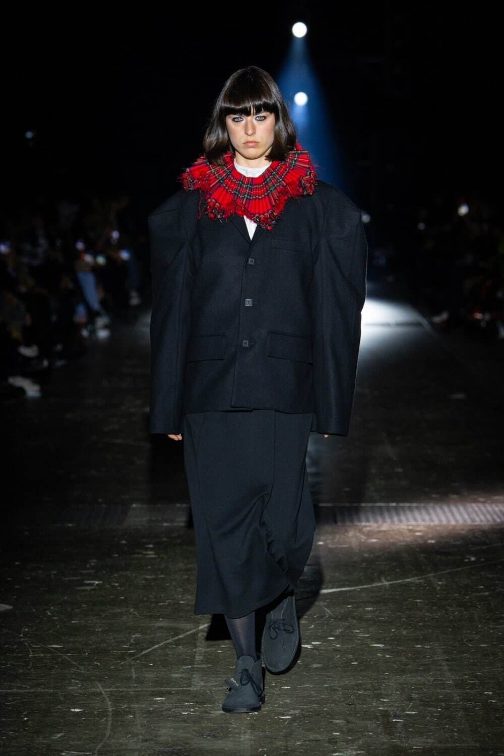 アンリアレイジ(ANREALAGE) 2025-26年秋冬ウィメンズコレクション  - 写真7