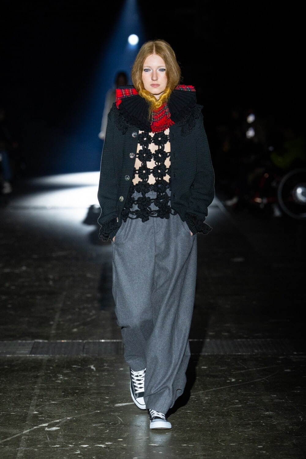 アンリアレイジ(ANREALAGE) 2025-26年秋冬ウィメンズコレクション  - 写真14