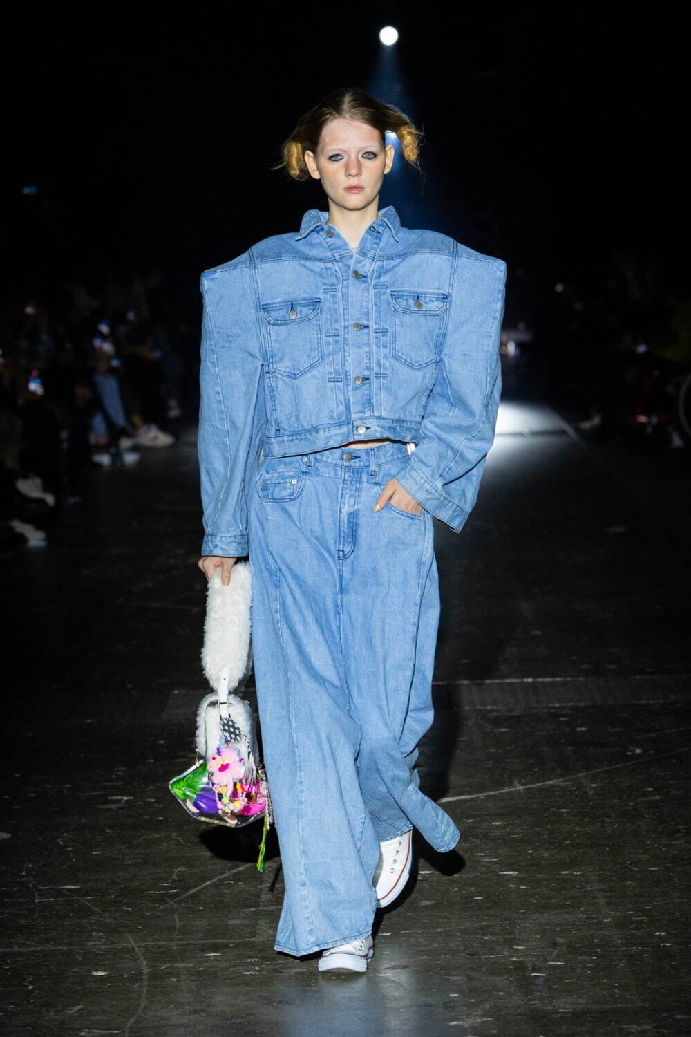 アンリアレイジ(ANREALAGE) 2025-26年秋冬ウィメンズコレクション  - 写真32