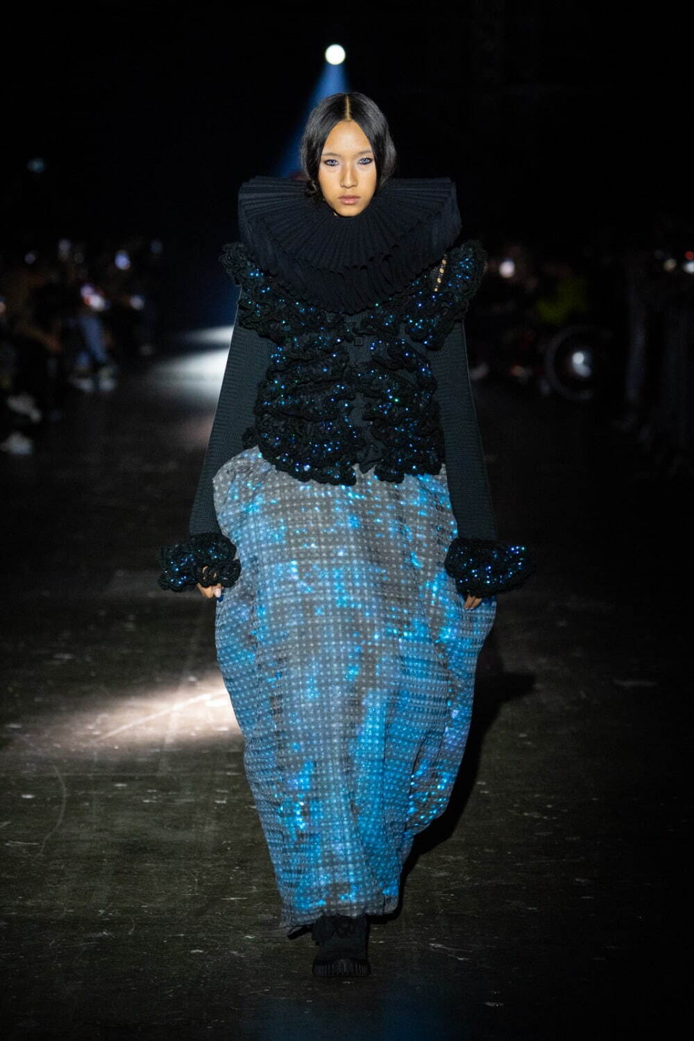 アンリアレイジ(ANREALAGE) 2025-26年秋冬ウィメンズコレクション  - 写真48