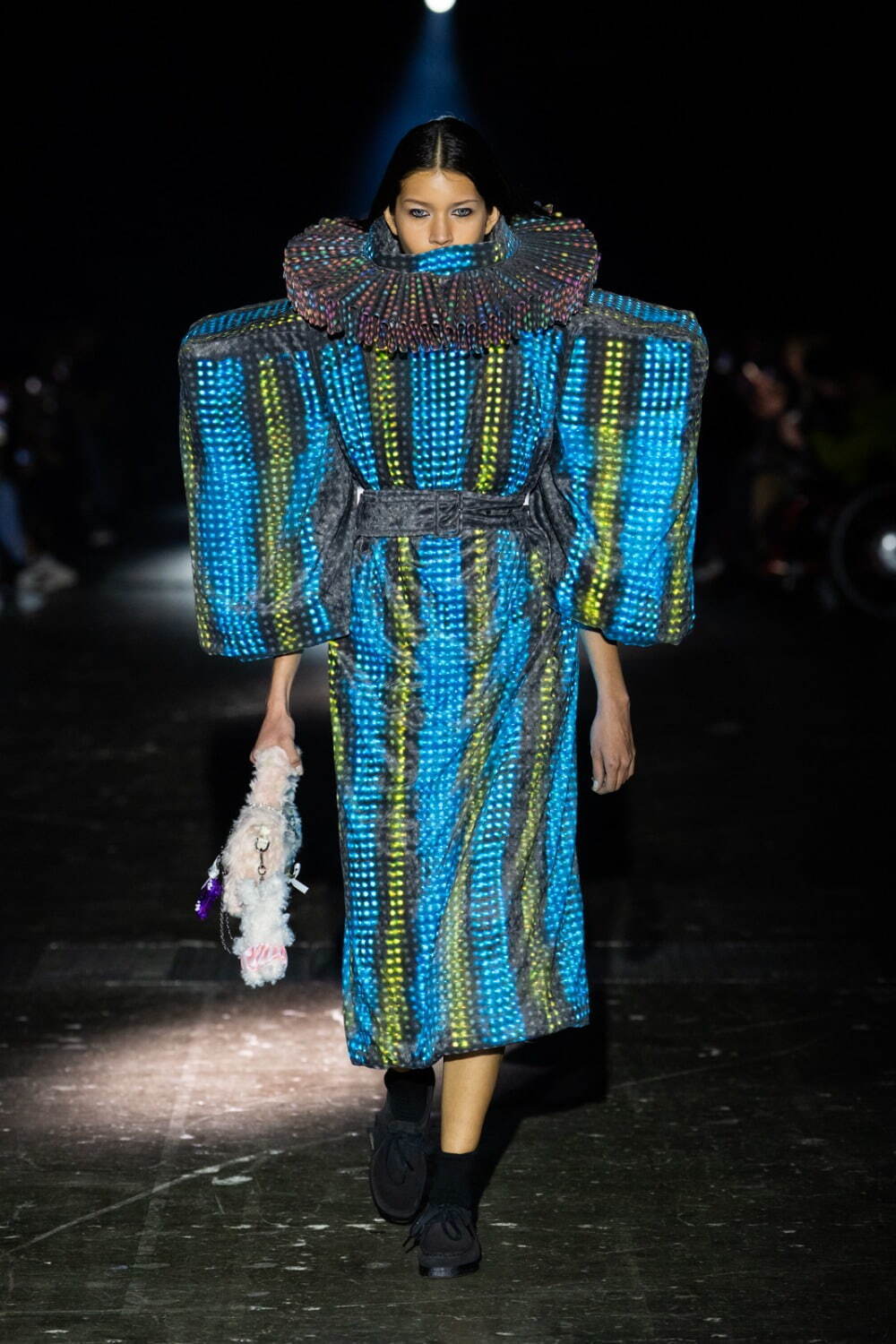 アンリアレイジ(ANREALAGE) 2025-26年秋冬ウィメンズコレクション  - 写真59