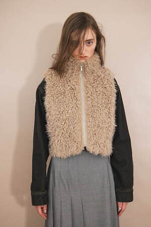 カルナムール(CALNAMUR) 2025-26年秋冬ウィメンズコレクション  - 写真32