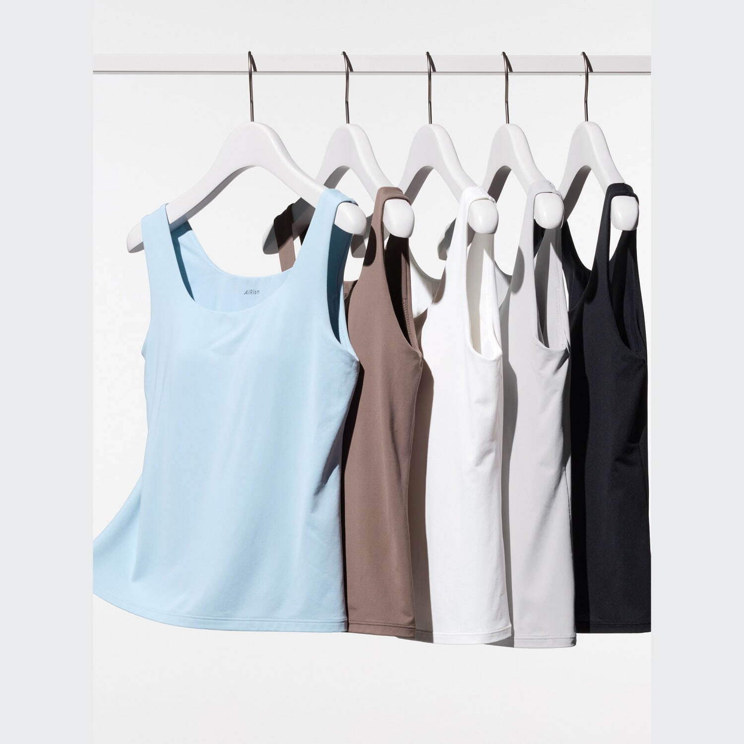 WOMEN エアリズムブラトップ 2,290円→1,990円