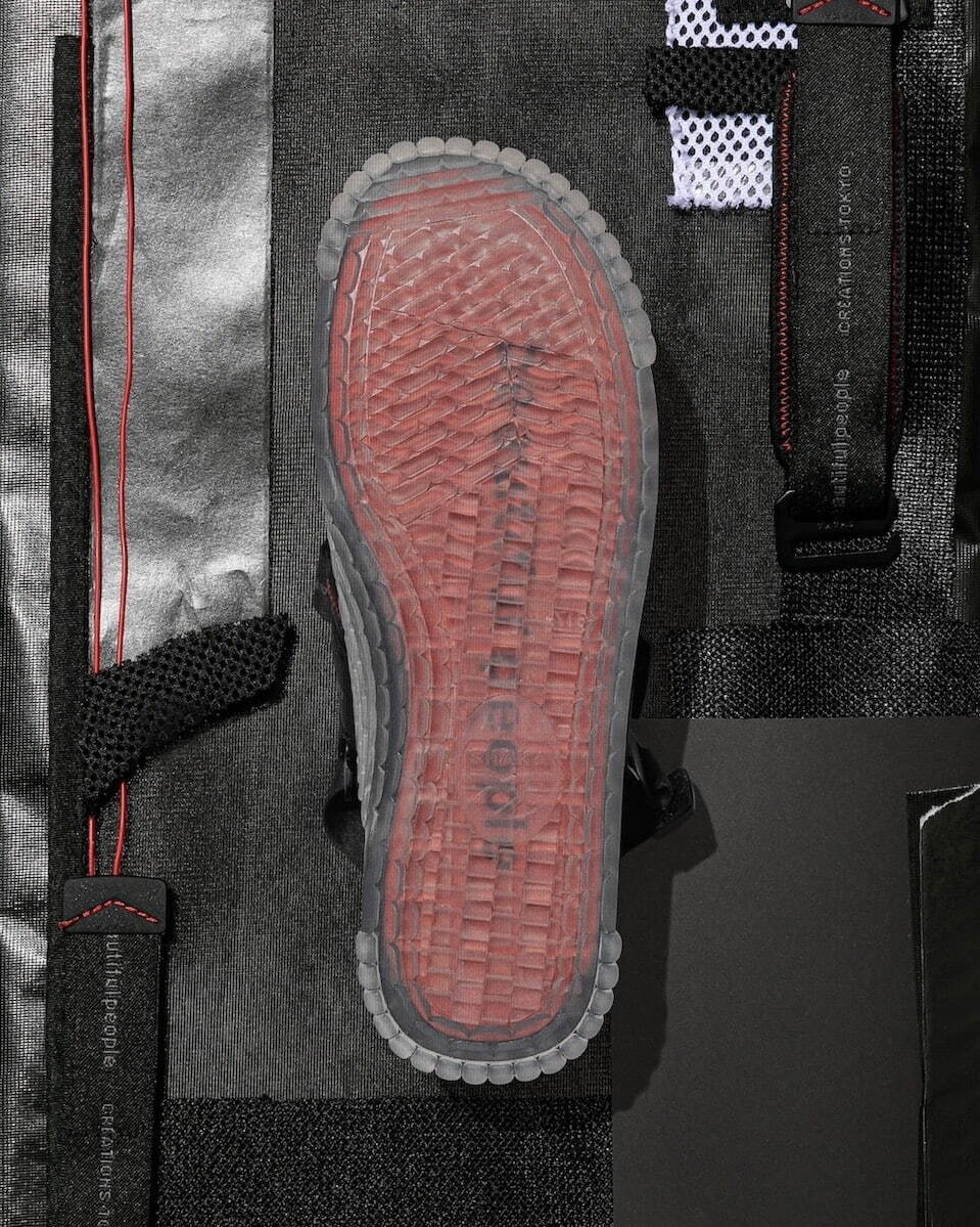 ビューティフルピープル×シャカのストラップサンダル、メッシュアッパー＆クリアソールで｜写真10