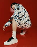 ストーンアイランド“カモフラージュ柄”染色アウター＆紫外線で色が変わるナイロンコート｜写真2