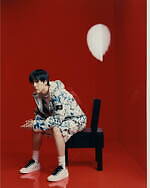 ストーンアイランド“カモフラージュ柄”染色アウター＆紫外線で色が変わるナイロンコート｜写真1