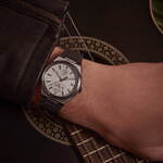 タイメックスの腕時計、"レトロ風"丸型ケース×多機能デジタルモニター｜写真11