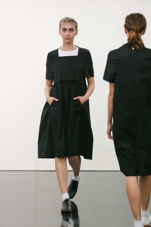 トリコ ・コム デ ギャルソン(trict COMME des GARÇONS) 2015年春夏ウィメンズコレクション  - 写真19