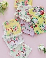 キャス キッドソン“ヴィンテージ風ローズ柄”ハンカチ、ブーケ柄レースや花柄フリルのタオルも｜写真10