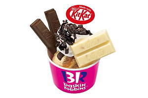 サーティワン×キットカット新作アイス、“とろ～り”塩キャラメルフレーバーやコラボサンデー｜写真2