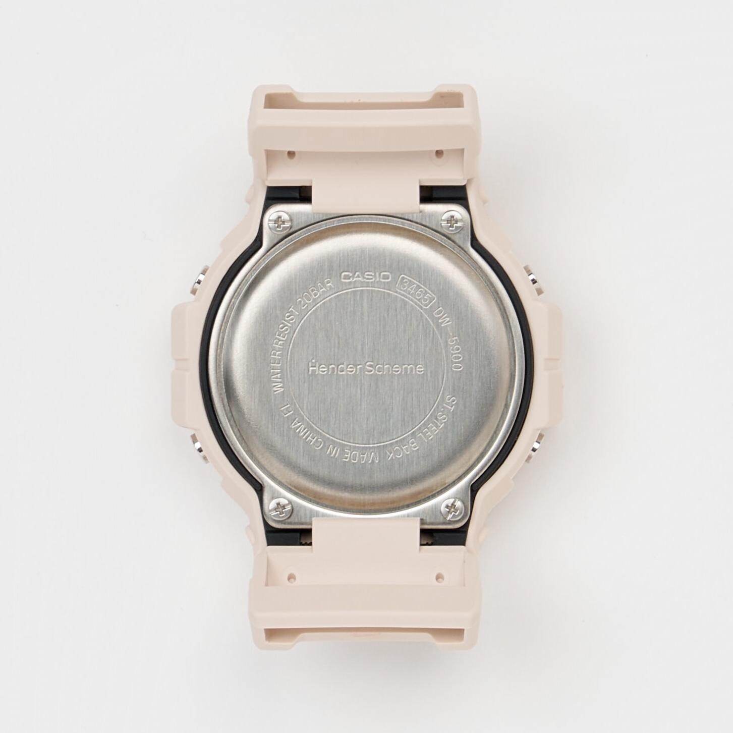 エンダースキーマ×G-SHOCKのレザーベルト腕時計、ホワイトカラーの“3つ目”ダイヤル｜写真4
