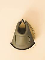 人気ブランドレディースバッグ【2025年秋】おしゃれなショルダーバッグや斜め掛け、本革トートなど｜写真2