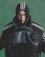 アディダス オリジナルス×アヴァヴァヴ、“ぷっくり厚底”スニーカー＆プリーツ連なるトラックパンツ｜写真20