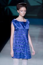 圧巻の美しさ！ミクロの世界をテクスチャーで表現-ソマルタ(SOMARTA)、2011年春夏コレクション｜写真38