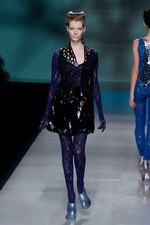 圧巻の美しさ！ミクロの世界をテクスチャーで表現-ソマルタ(SOMARTA)、2011年春夏コレクション｜写真42