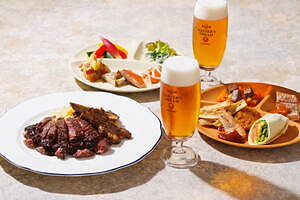 東京會舘25年ビアガーデン「銀座スカイビアテラス」東京駅や丸の内の夜景と楽しむビール＆肉プレートなど｜写真6