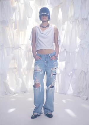 アレキサンダー ワン(alexanderwang) 2025年プレフォールウィメンズ&メンズコレクション  - 写真19