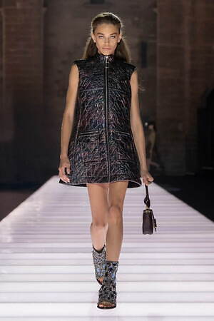 ルイ・ヴィトン(LOUIS VUITTON) 2026年リゾートウィメンズコレクション  - 写真30