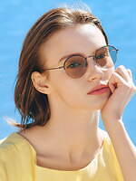 Zoff×ユナイテッドアローズのサングラス、太めフレームのボストン型や軽やかハーフリム｜写真1