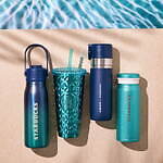 スターバックス“深海”グラデーションのボトルやグラス、ターコイズきらめくタンブラーも｜写真1