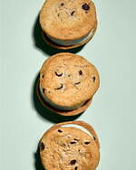 キス トリーツ“ミントチップサンドアイス”描いたふっくらパフプリントTシャツ、限定スイーツも｜写真15