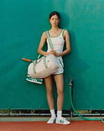 アディダス オリジナルスのグリーン際立つレザースニーカー、スポーティー＆リッチとコラボ｜写真6