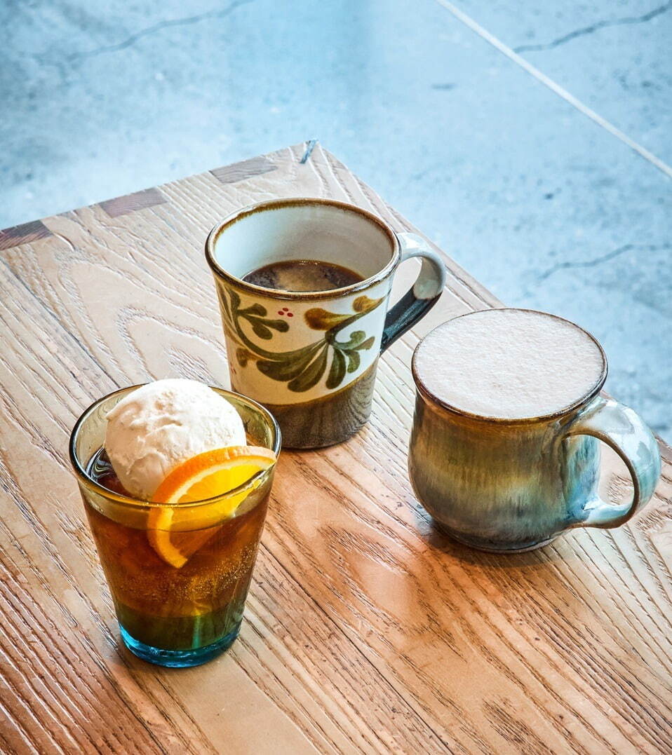スターバックス(Starbucks Coffee) 器が主役｜写真1