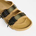 ビルケンシュトック×マハリシのアウトドアサンダル、“ミリタリー風”のバックル付きストラップ｜写真25