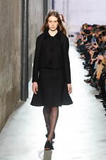 ヌメロ ヴェントゥーノ 2025-26年秋冬コレクション - 装飾を越えた”リボン”｜写真3