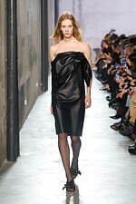 ヌメロ ヴェントゥーノ 2025-26年秋冬コレクション - 装飾を越えた”リボン”｜写真10