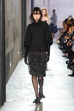 ヌメロ ヴェントゥーノ 2025-26年秋冬コレクション - 装飾を越えた”リボン”｜写真11