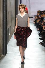 ヌメロ ヴェントゥーノ 2025-26年秋冬コレクション - 装飾を越えた”リボン”｜写真20