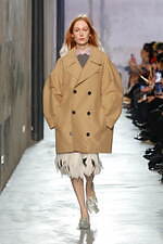 ヌメロ ヴェントゥーノ 2025-26年秋冬コレクション - 装飾を越えた”リボン”｜写真37