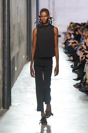 ヌメロ ヴェントゥーノ(N21) 2025-26年秋冬ウィメンズコレクション  - 写真7