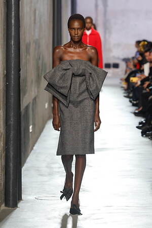 ヌメロ ヴェントゥーノ(N21) 2025-26年秋冬ウィメンズコレクション  - 写真21