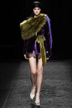 ニナ リッチ(NINA RICCI) 2025-26年秋冬ウィメンズコレクション  - 写真2