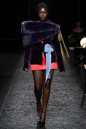 ニナ リッチ(NINA RICCI) 2025-26年秋冬ウィメンズコレクション  - 写真11